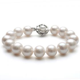 Round 11-12mm AA White Freshwater Cultured Pearl Bracelet B42042